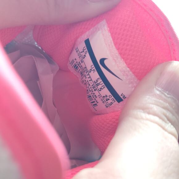 Nike Air Max Axis CI5777-100 White Pink Running women's size 7.5 - Picture 9 of 9